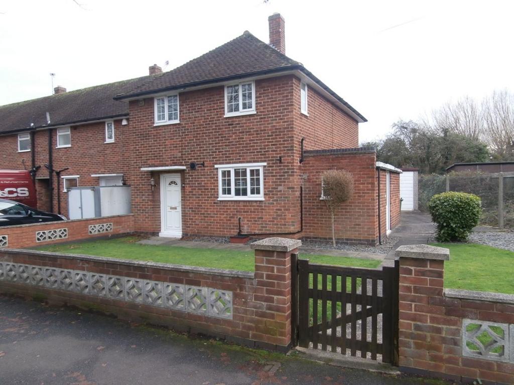 Alan Moss Road, Loughborough LE11 4LZ 3 bed semidetached house £975