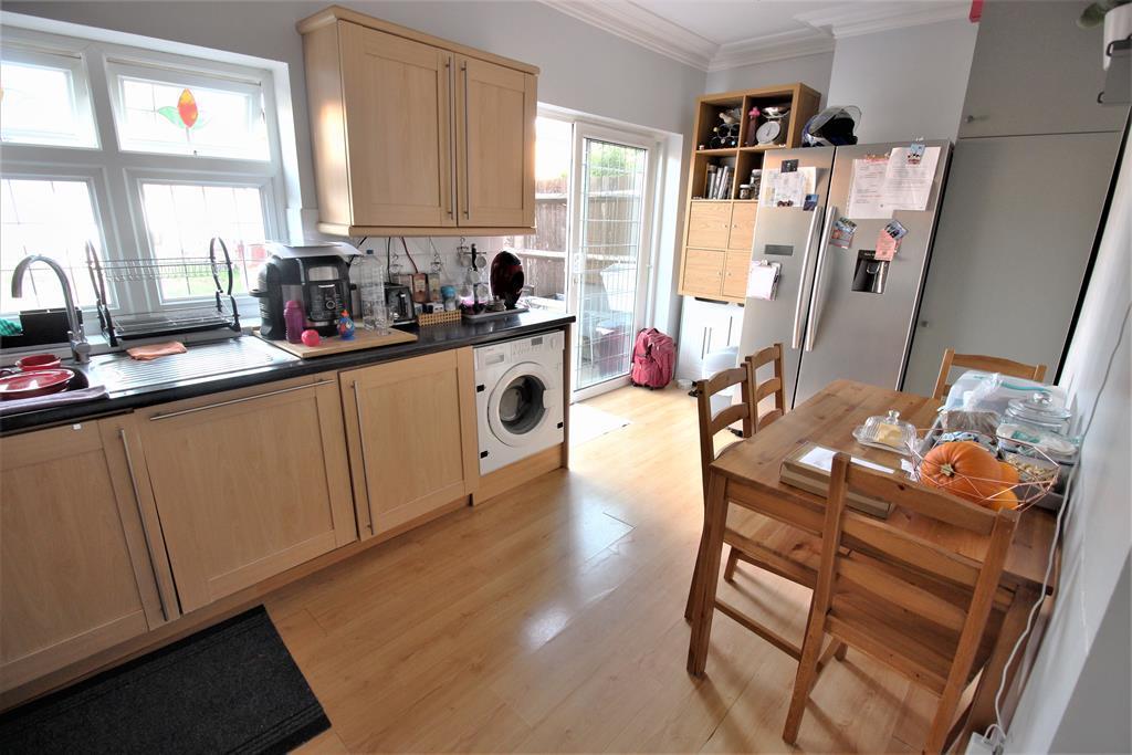 Kitchen diner