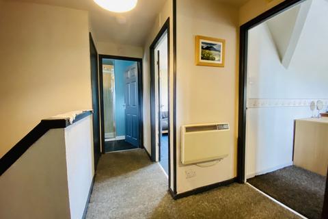 35 Glenview, Dalmally, PA33 1BE
