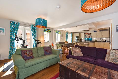 18 Arlington Place, Winchester, SO23 7TR