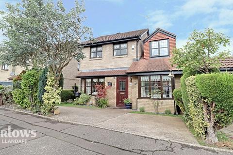 4 bedroom detached house for sale - Herbert March Close, Cardiff