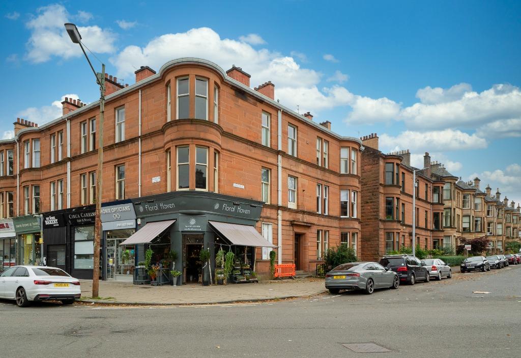 Glencairn Drive, Flat 1/1, Pollokshields, Glasgow, G41 4QP 2 bed flat
