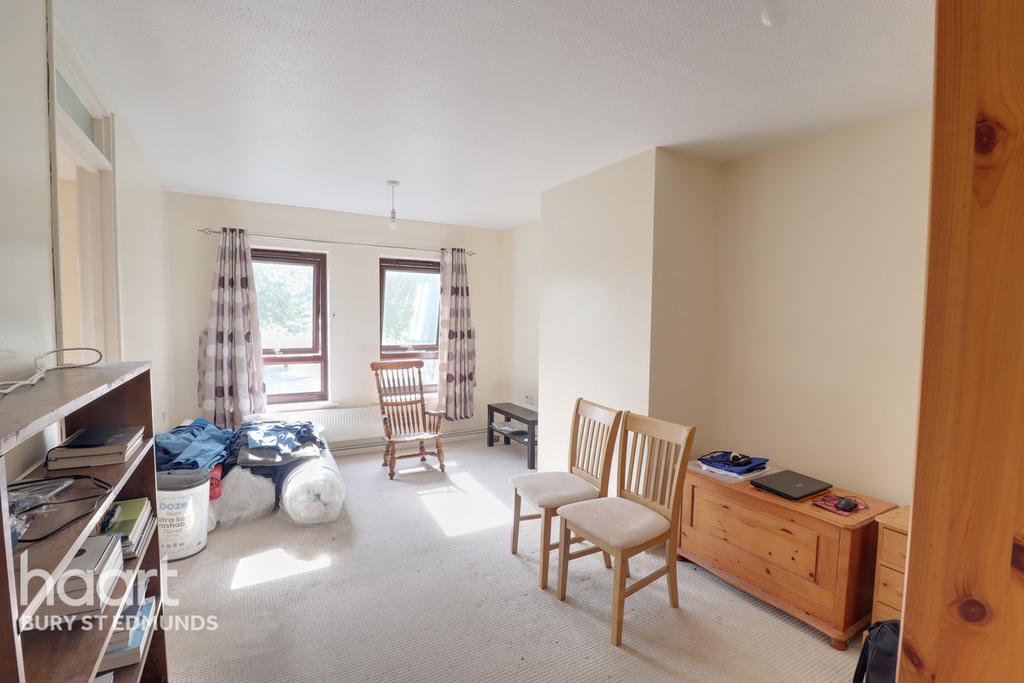 Nowton Road, Bury St Edmunds 2 bed flat for sale £160,000