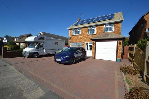 19 Glenfield Road, Ashford, TW15 1JJ