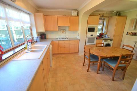 19 Glenfield Road, Ashford, TW15 1JJ