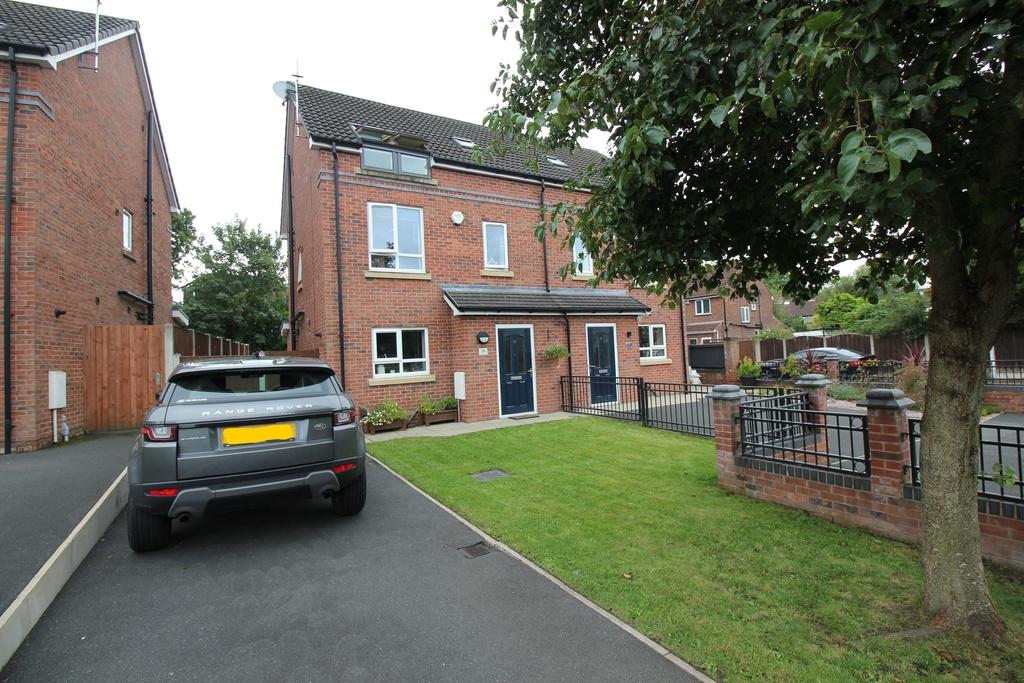 Rothay Close Flixton 3 bed semidetached house £369,950