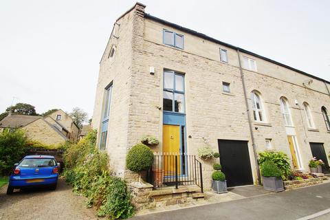 14 Walkmill, Dobcross, Oldham, OL3 5BU
