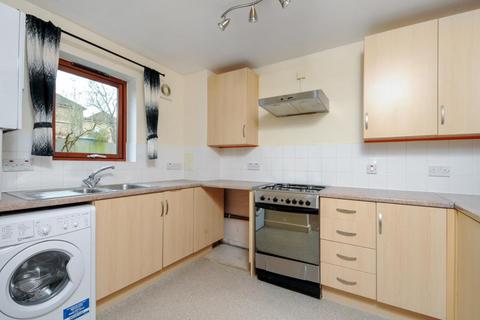 2 bedroom apartment to rent, Pellow Close,  Barnet,  EN5