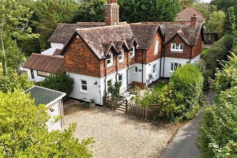 undefined, Lymore Valley, Milford-On-Sea, Hampshire, SO41