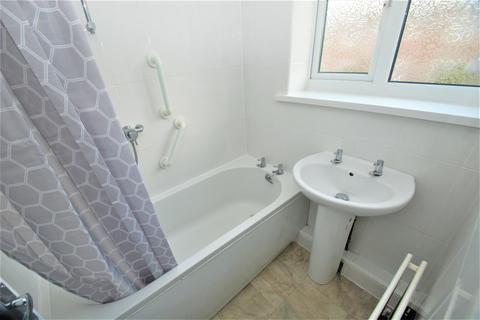 3 bedroom terraced house for sale - Whiteleas Way, South Shields