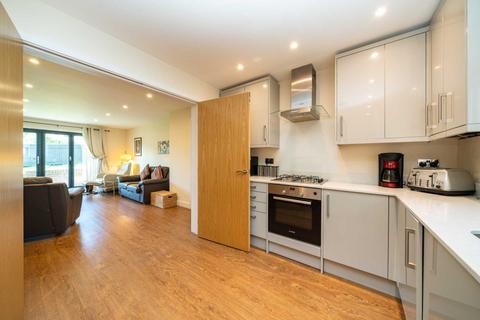 5, Leinster Court Beechfield Road, Boxmoor, Hemel Hempstead, HP1 1NZ