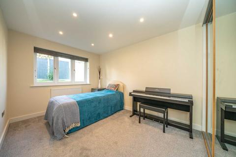 5, Leinster Court Beechfield Road, Boxmoor, Hemel Hempstead, HP1 1NZ