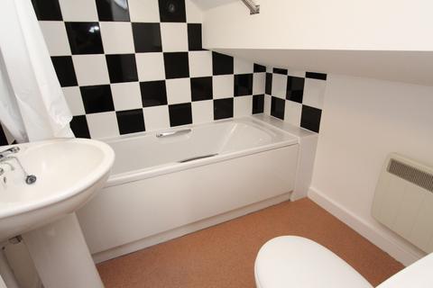 2 bedroom flat to rent, Tamworth Road, Long Eaton, NG10