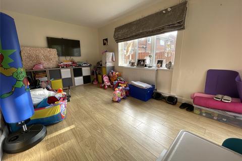 24 Bakewell Road, Barnsley, S71 3SD
