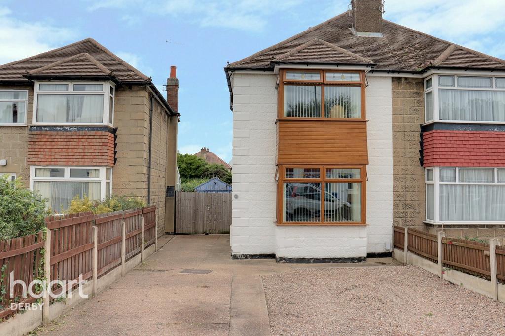 Brackens Lane, Alvaston 3 bed semidetached house £150,000