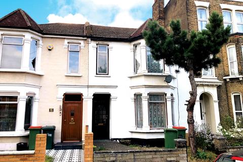 17 Carnarvon Road, Stratford, London, E15 4JW