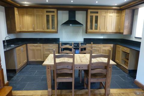 10 Ceidrim Road, Glanamman, Ammanford, SA18 1BZ