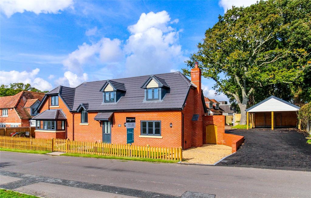 Poplar Lane, Bransgore, Christchurch, BH23 4 bed detached house £925,000