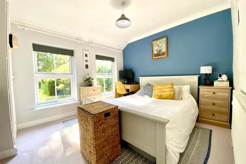46 Barton Road, Ely, CB7 4HZ