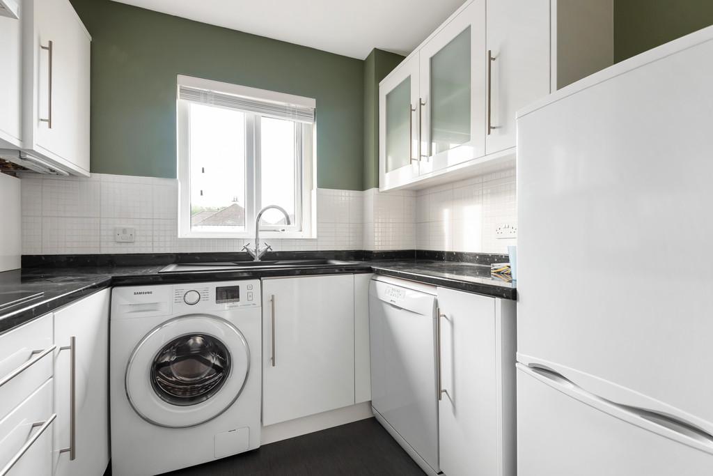 Modern Fitted Kitchen