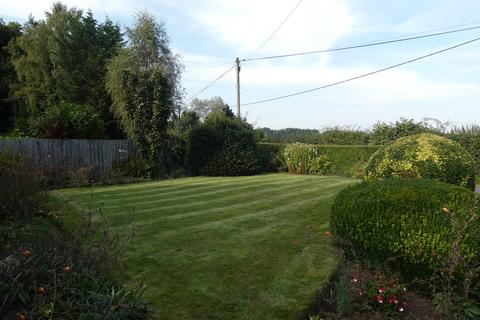 Lane End Carthorpe Road, Kirklington, Bedale, DL8 2LT
