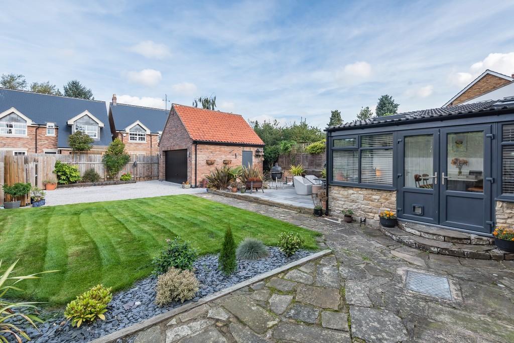 Spring Road, Market Weighton 3 bed detached house £325,000