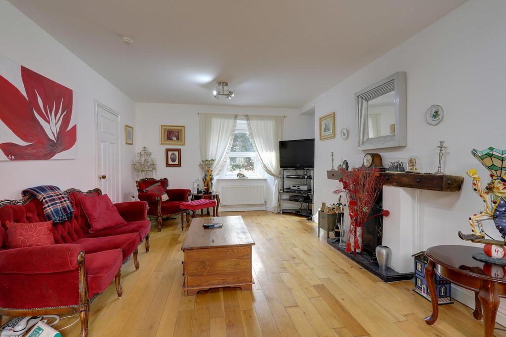 Bitton Park Road, Teignmouth 3 bed apartment £260,000