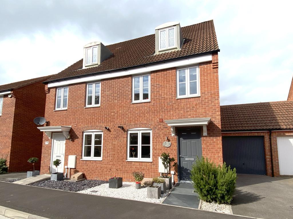 Sharpham Road, Glastonbury 3 bed semidetached house £265,000