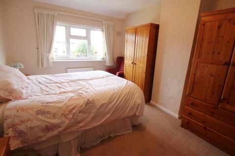 63 Ridge Lane, Wednesfield, Wolverhampton, WV11 3TU