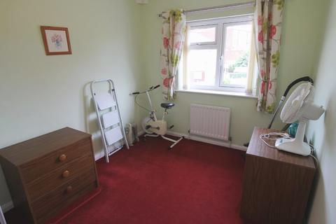63 Ridge Lane, Wednesfield, Wolverhampton, WV11 3TU