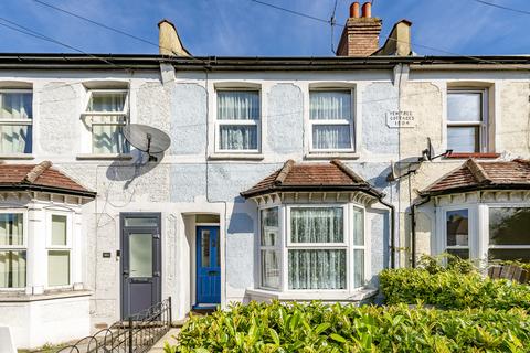 178 Chipstead Valley Road, Coulsdon, CR5 3BB