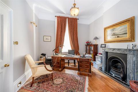 24 Connaught Square, London, W2 2HL