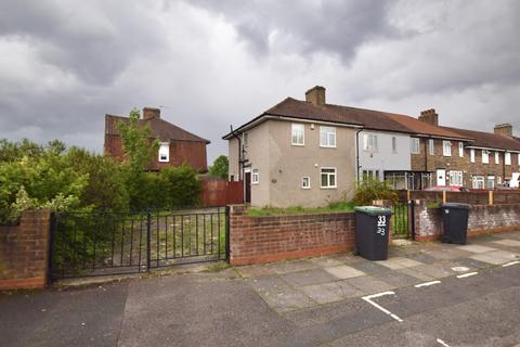 33 Moremead Road, London, SE6 3LR