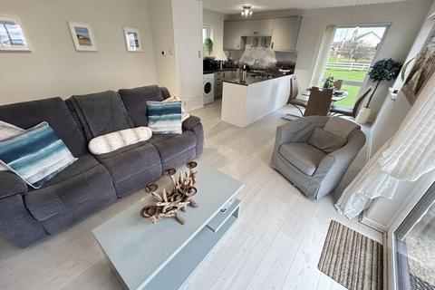 2 bedroom apartment for sale, Deganwy Beach, Deganwy