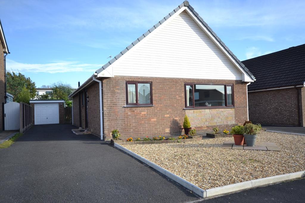 Broadwood Way, Lytham, FY8 3 bed detached bungalow £315,000