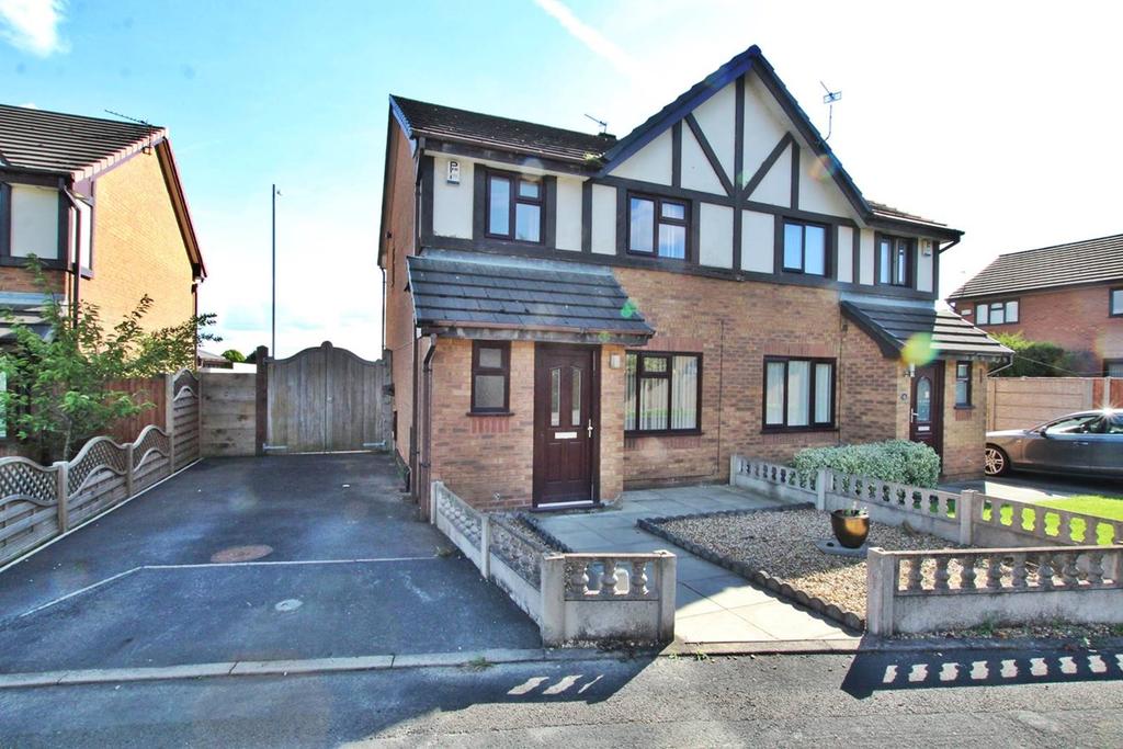 Henllan Gardens, St Helens, WA9 3 bed semidetached house £165,000