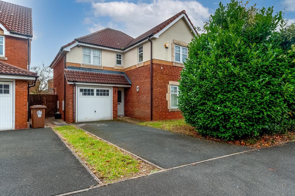 Spinners Drive, St Helens, WA9 4 bed detached house £300,000