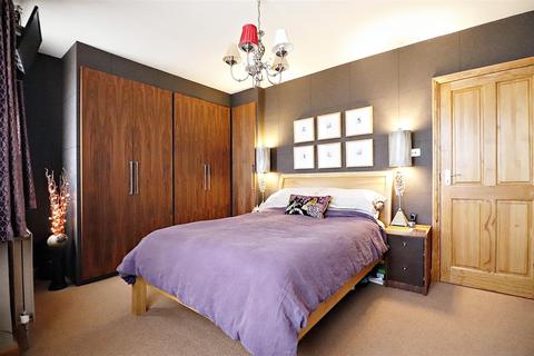 86 Beechcroft Avenue, Bexleyheath, DA7 6QS