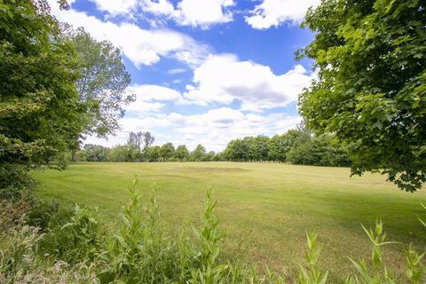 23 Bercham, Two Mile Ash, Milton Keynes, MK8 8HX