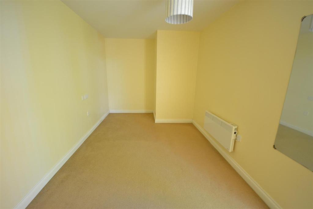 2,33 watkin rd 008.JPG
