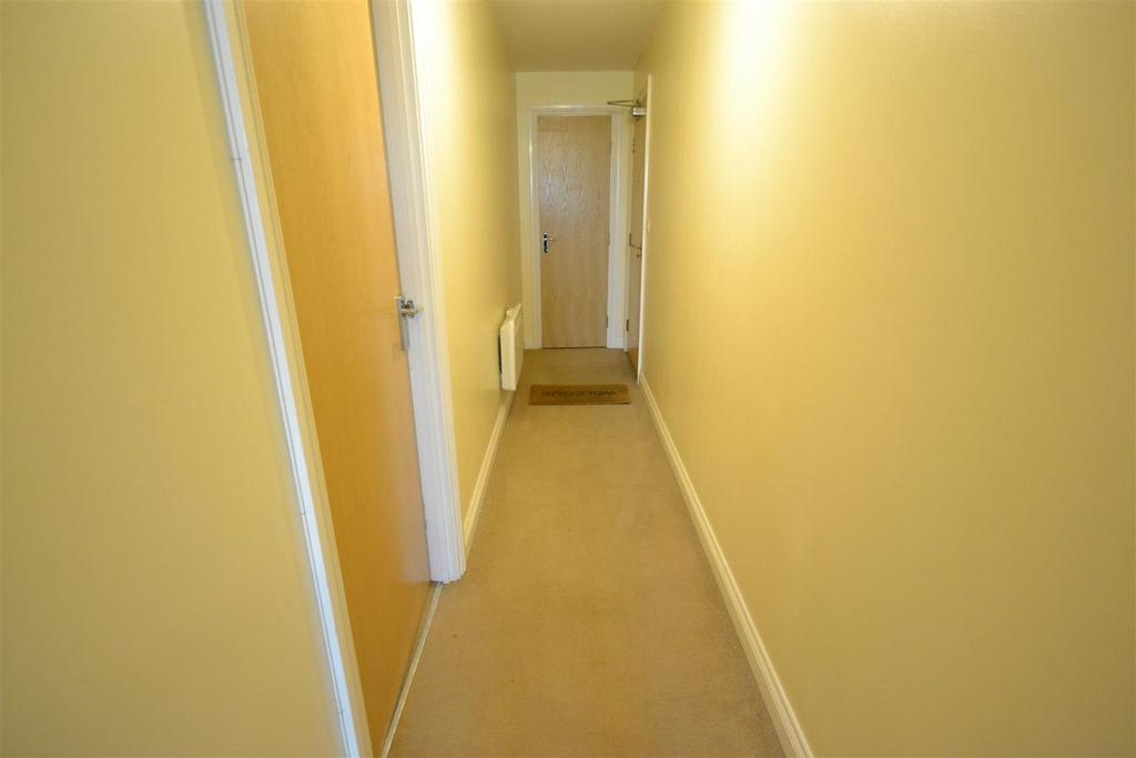 2,33 watkin rd 044.JPG
