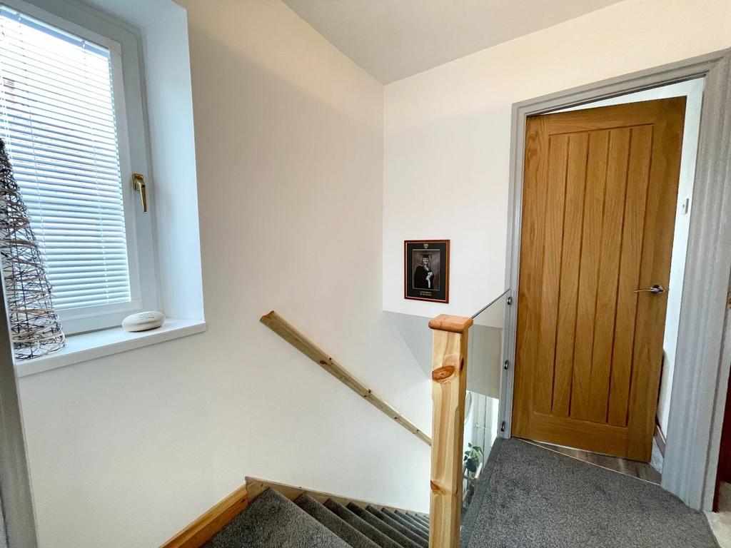 To the first floor landing