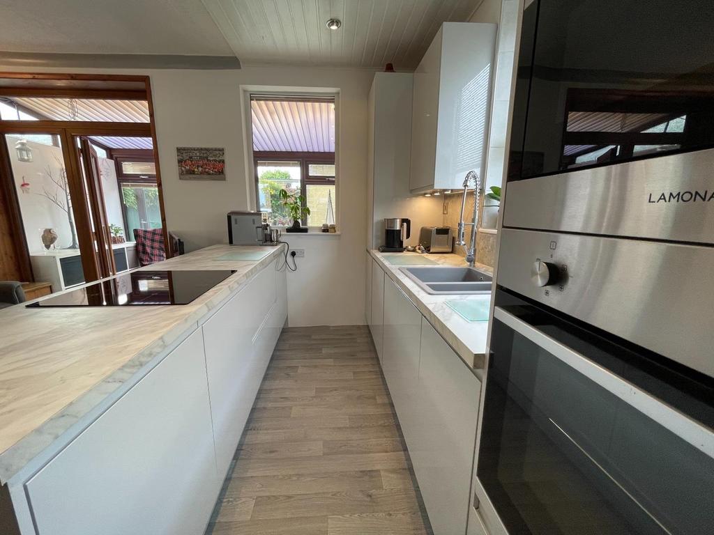 Kitchen area