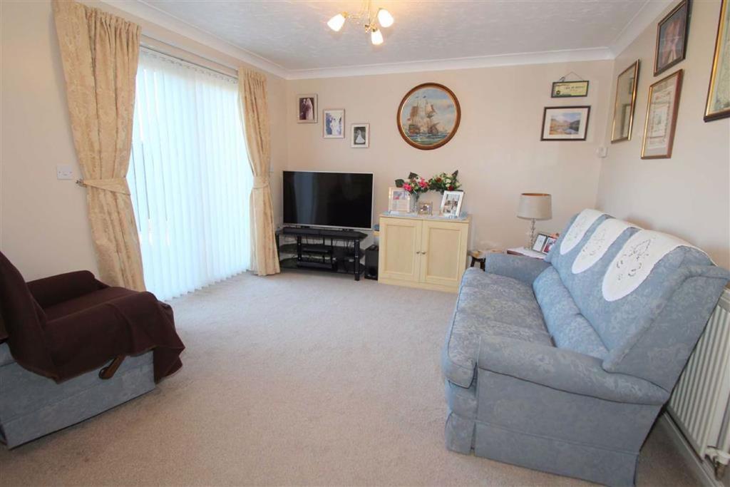 Rayburn Court, Blyth, Northumberland... 3 bed detached house £215,000