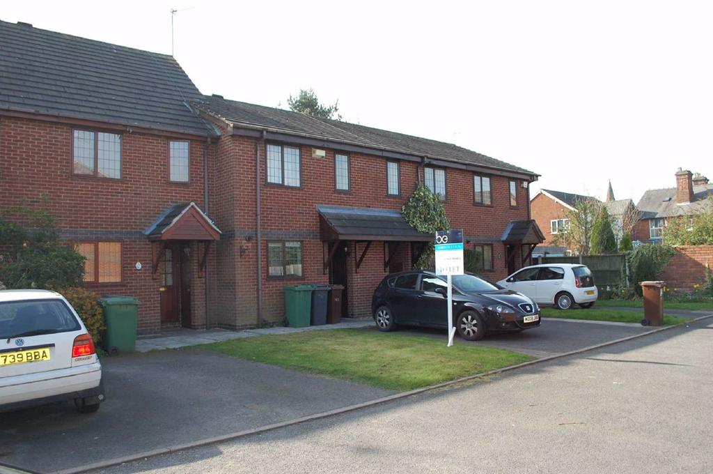 16, Tanfield Close, Tettenhall Wood... 2 bed townhouse £695 pcm (£160 pw)