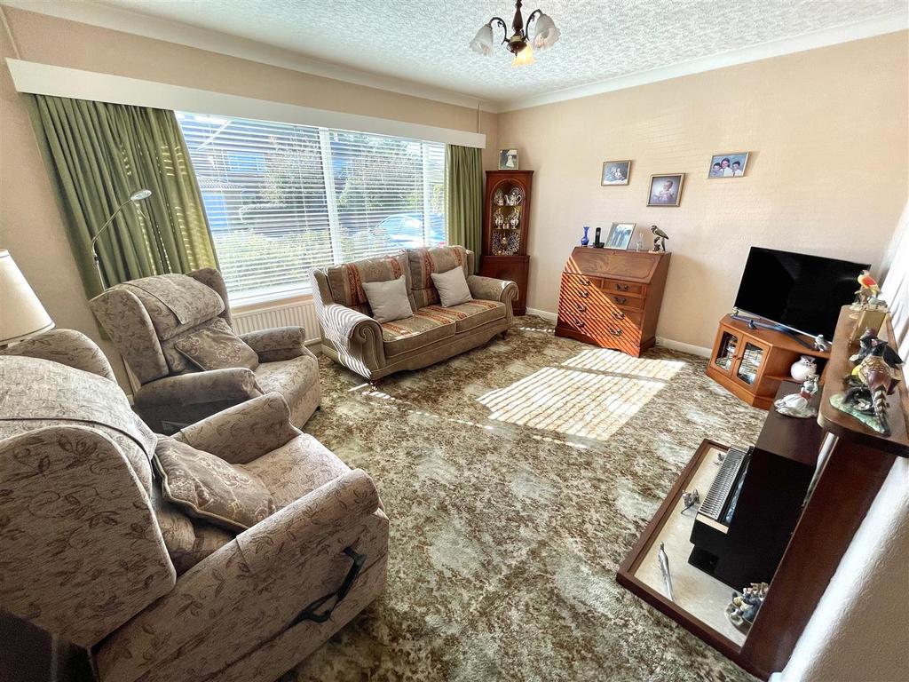 Grange Drive, Spalding 2 bed detached bungalow £239,950