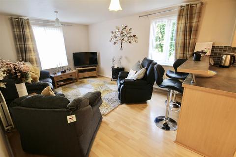 17 Brunel Crescent, Swindon, SN2 1FD