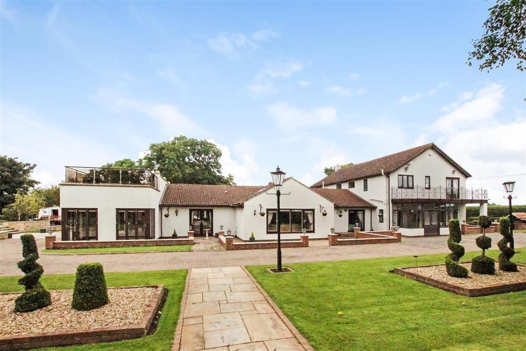 Whinney Hill, StocktonOnTees 5 bed detached house £950,000