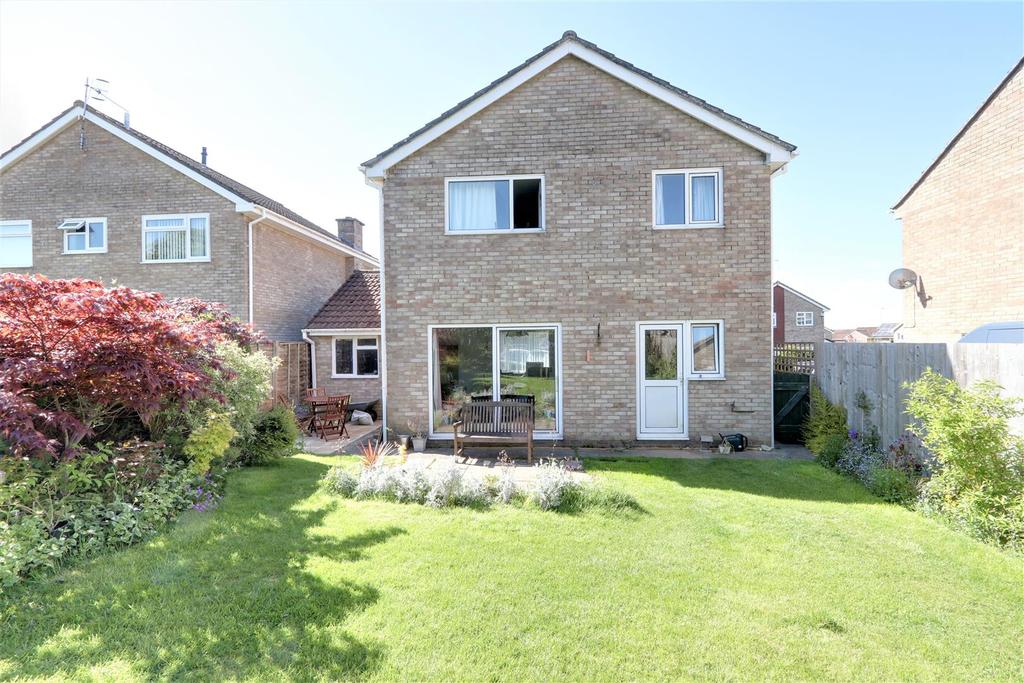 Pepys Close, Saltford, Bristol 4 bed detached house £475,000