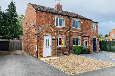 16 Beech Park Close, Riccall, York, YO19 6NL